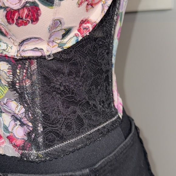 Victoria’s Secret Floral Lace Corset Push Up Bra Size 34D - Picture 4 of 10